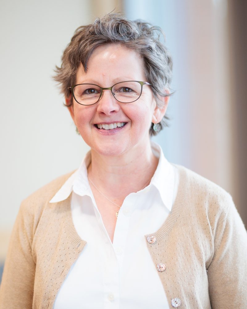 USE THIS PHOTO (6) USE THIS PHOTO (6)